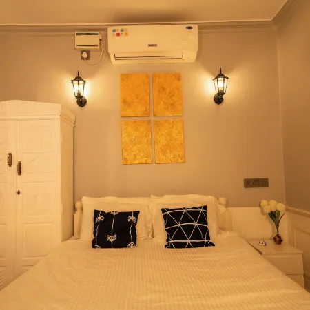 Eden Garden By Jolly Homes