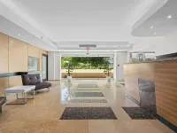 Olimpo Court by Otium Hotels near Miramar