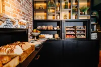 Ambassador City Centre Hotel - breakfast