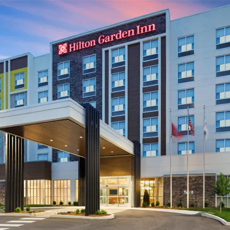Hilton Garden Inn Nashville Opryland Отели рядом с достопримечательностью «Опри Миллс»