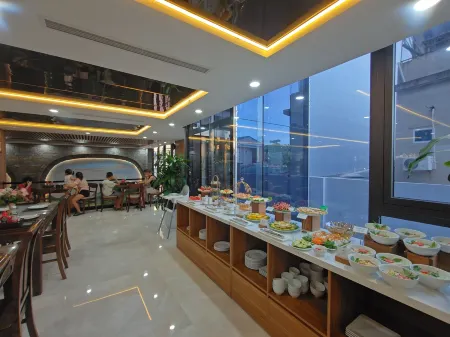 MAI Luxury Hotel Ninh Binh Отели рядом с достопримечательностью «The Vissai Group»