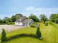 "Thrine" - 24km from the Sea Hotels in Bredebro