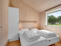 "Alvina" - 45m from the sea