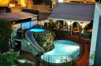 Hotel Santo Tomas / Historical Property