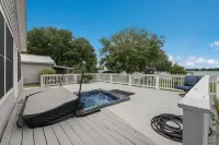 Lakefront Property with a pool & hot tub!