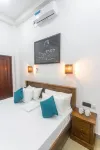 Mich's Surf Villa & Hostel