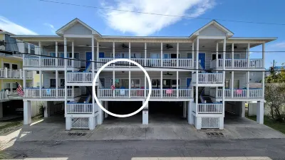 Tybee Sands 4A Hotels near Cockspur Island Lighthouse