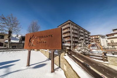 Hotel K2 Hotel dekat Borgata Grangesises