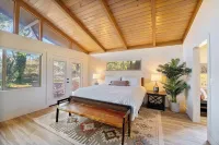 Brand New 2 Bed/2.5 Bath Renovation, Centrally Located in Sedona