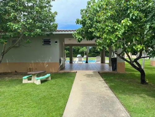 Beautiful 3 bedroom Hotels in Loiza