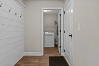 The 54th Cottage Close to Commerce Shopping Hotels in Commerce