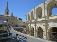 Elegant Mansion in Provence Hotels in Beaucaire
