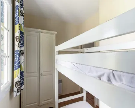 Apartment in Argentat with Pool & Canoeing Hotels in Argentat