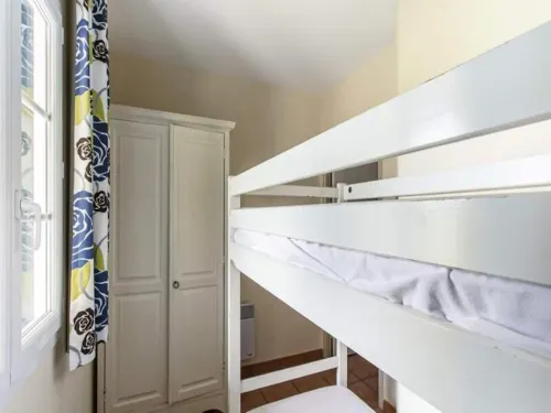Apartment in Argentat with Pool & Canoeing