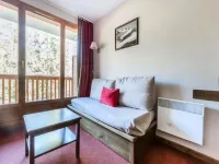 Apartment in Hautes-Alpes with Ski-In Access