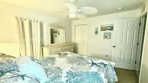 HEATED POOL- WATERFRONT/CANAL ACCESS - FISHING -SUNSETS -7 MI TO PUBLIC BEACH🏝️