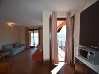 Garden Flat by Lake Maggiore