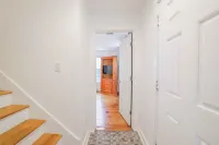 In-town Nantucket Cottage - Abuts Bird Sanctuary