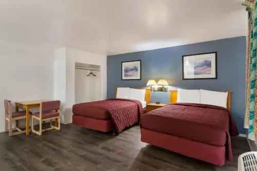 Rodeway Inn & Suites Sidney Historic Downtown I-80 Các khách sạn ở Sidney