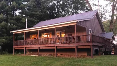 The River's Edge - Rare find along The Allegheny River 3 bedroom/ 1 1/2 bath