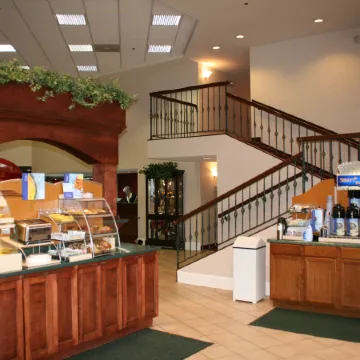 Holiday Inn Express & Suites CORINTH by IHG