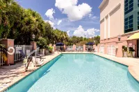 Holiday Inn Express & Suites BRADENTON EAST-LAKEWOOD RANCH by IHG - Pools