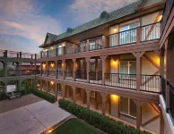 索爾萬世譽飯店