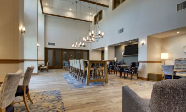 Hampton Inn by Hilton Sneads Ferry North Topsail Beach