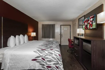 Red Roof Inn Valdosta - University Hotels in Valdosta