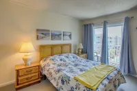 Walk to Ocean: Myrtle Beach Condo w/ Screened Deck - 3 Sao