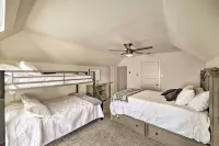 리버사이드 하우스 w/ 마당 ~ 시내까지 1마일!