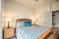 5 Mi to Universal Studios: Family Gem w/ Hot Tub!