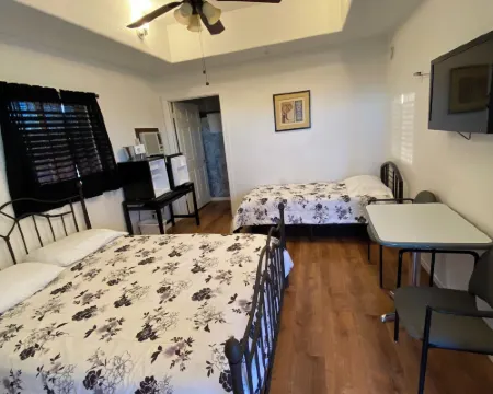 K7 Bed and Breakfast Hotels in Nye County