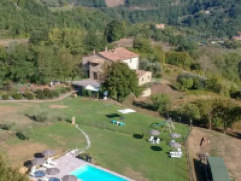 アグリツーリズモ モンテロベスコ グッビオのホテル