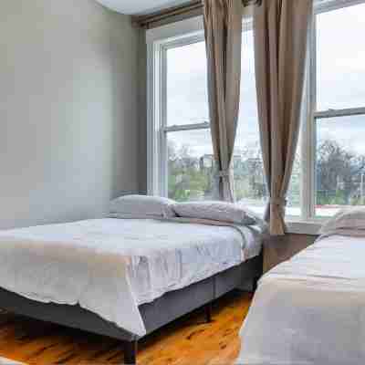 Modern Nashville Townhouse Rooftop Garage Rooms