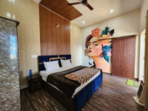 Perrys Cottage Hotels near Khait Parvat Temple
