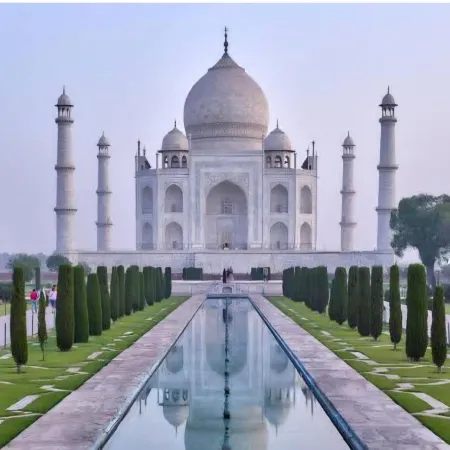Aster Inn - Near Taj Mahal