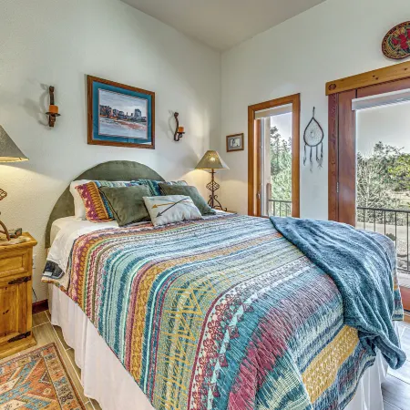 Comfy 'Aspen Ridge' Home ~ 3 Mi to Ski Lifts