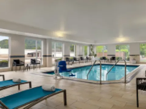 TownePlace Suites Pittsburgh Harmarville Hotels in Harmar Township