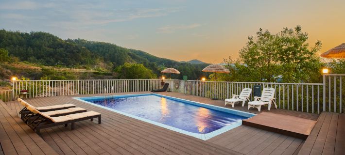 Gapyeong Bluel Pool Villa (Spa Pension) Hotele w: Gapyeong-gun