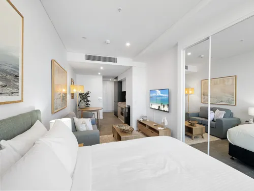 Stylish Studio Near Fremantle Cafés and Beaches