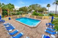 Palm Terrace Waterfront Htd Pool Hot Tub Tennis - Pools
