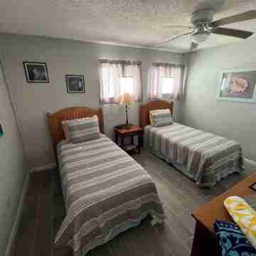 Surfside Suites Rooms