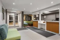 Super 8 by Wyndham Sault Ste Marie on スーセントマリーのホテル