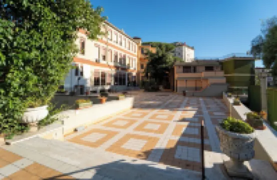 Il Cantico Home Hotels near Frullone Metro Station