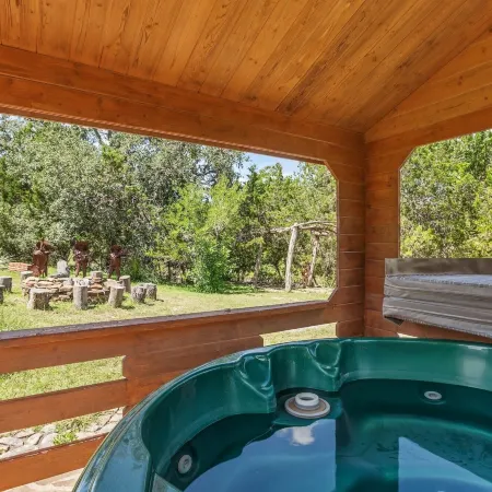 Sistercreek Ranch - First Cabin 2 Bedroom Cabin