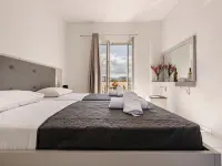 Hector's Studios Hotéis em Alykes