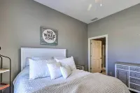 Dtwn Ludington Condo Balcony, Walk to Beach! - 3-Star