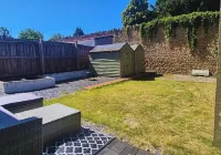 Cosy 2BR House on Quiet Street Hotels in Daybrook