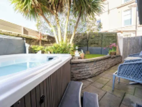 Antrim House Guest Rooms & Suites Hotels in Portrush